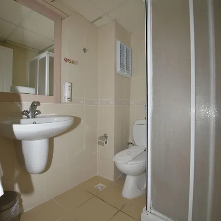 Otel Almena 3*