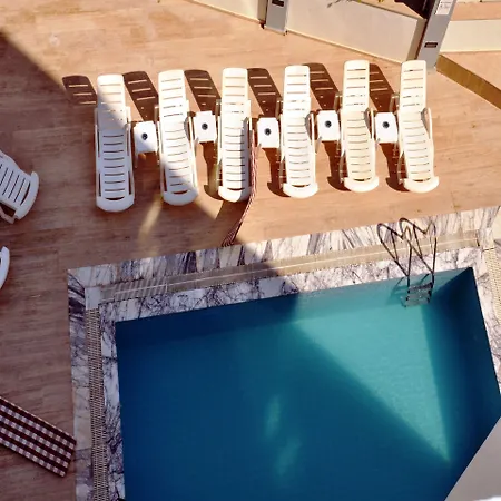 Almena Hotell 3*