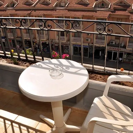 Otel Almena