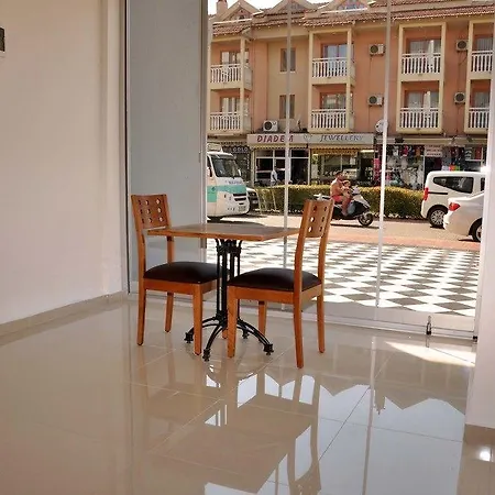 Almena Hotell 3*