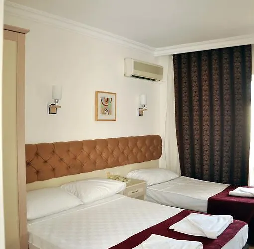 Hotel Almena 3*