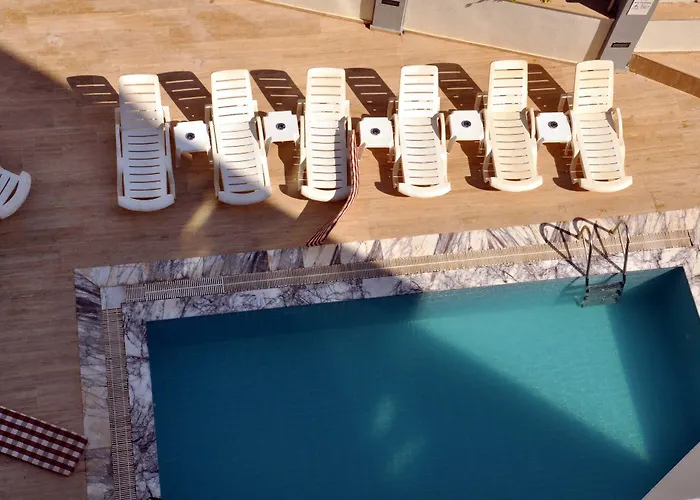 Hotel Almena 3*