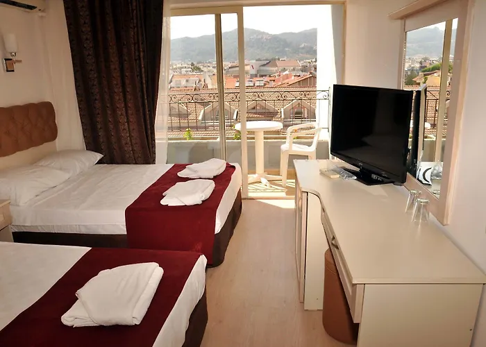 Almena Hotel